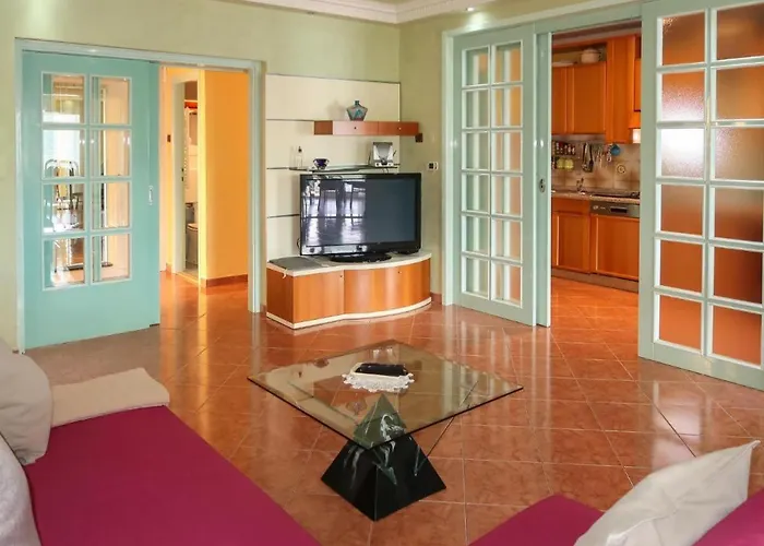 Luxury 2 Bedrooms App In - Istra غاباس