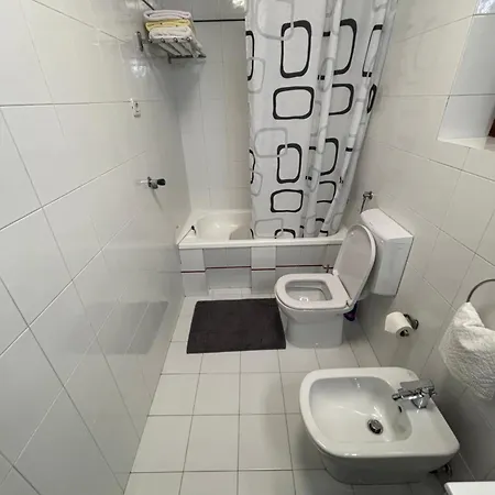 Luxury 2 Bedrooms App In - Istra דירה
