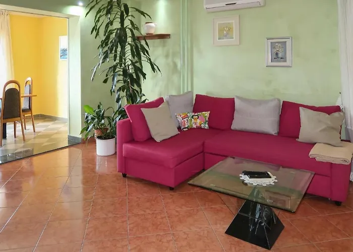 Luxury 2 Bedrooms App In - Istra * 라벡